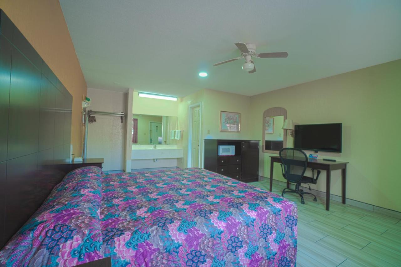 Texas Inn San Benito Near Harlingen 외부 사진