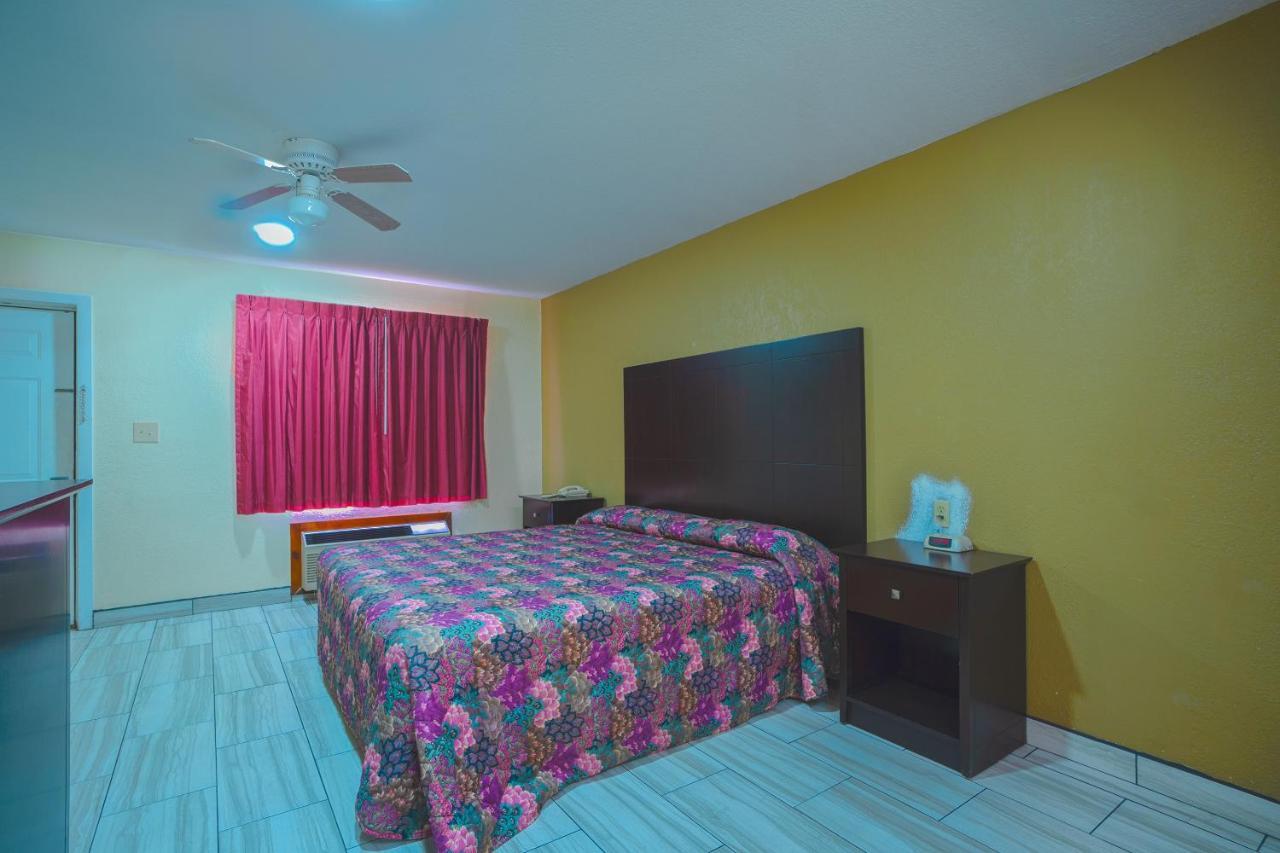Texas Inn San Benito Near Harlingen 외부 사진