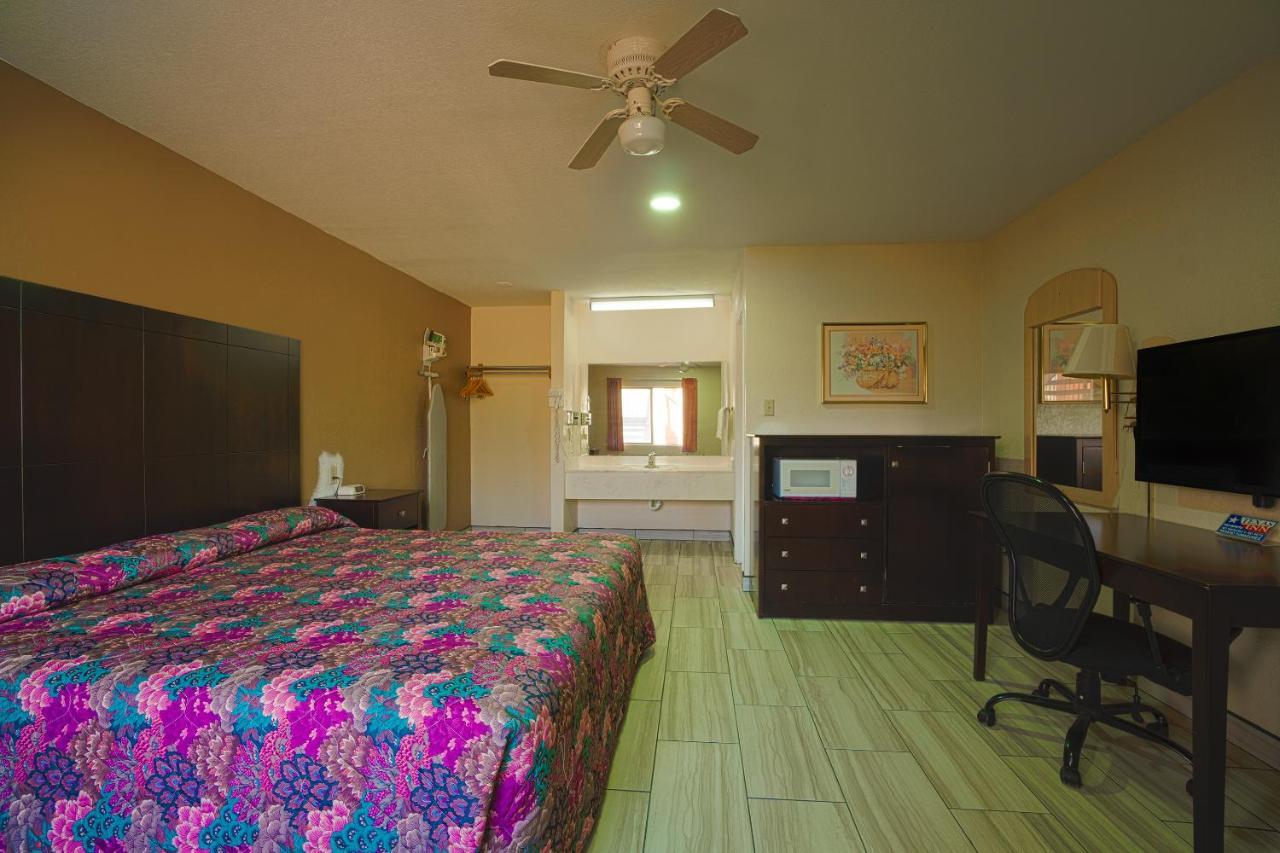 Texas Inn San Benito Near Harlingen 외부 사진