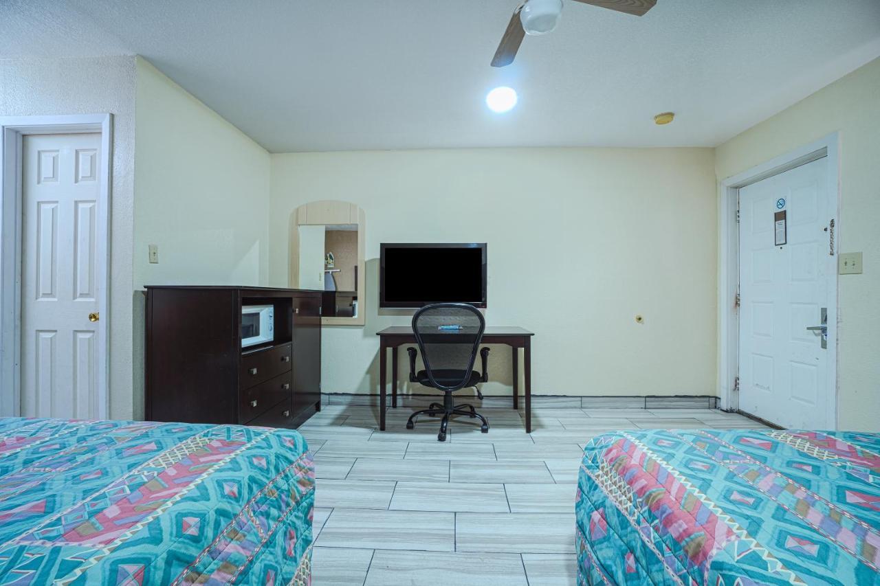 Texas Inn San Benito Near Harlingen 외부 사진