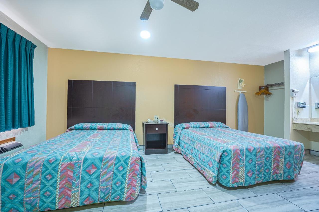Texas Inn San Benito Near Harlingen 외부 사진