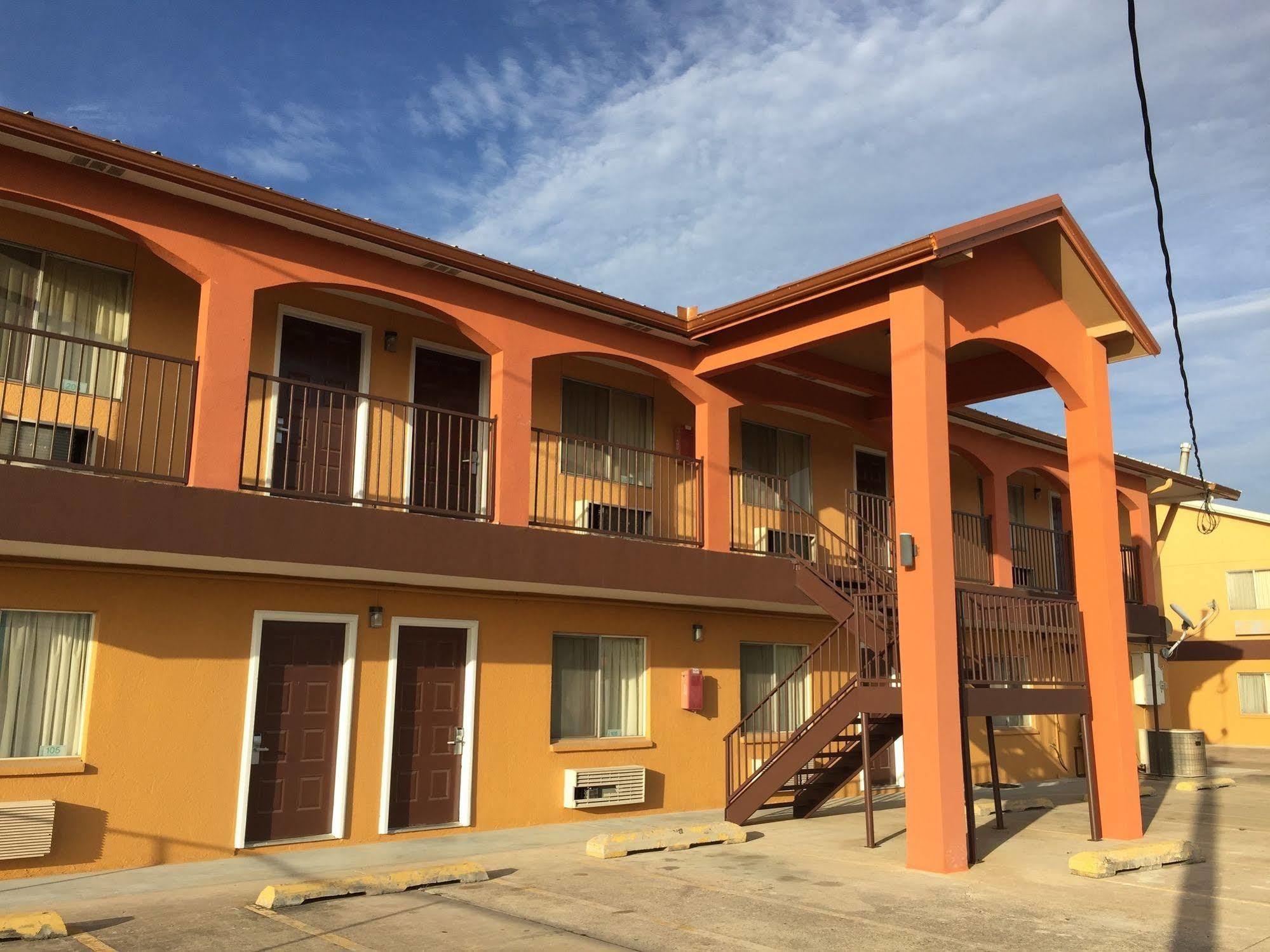 Texas Inn San Benito Near Harlingen 외부 사진
